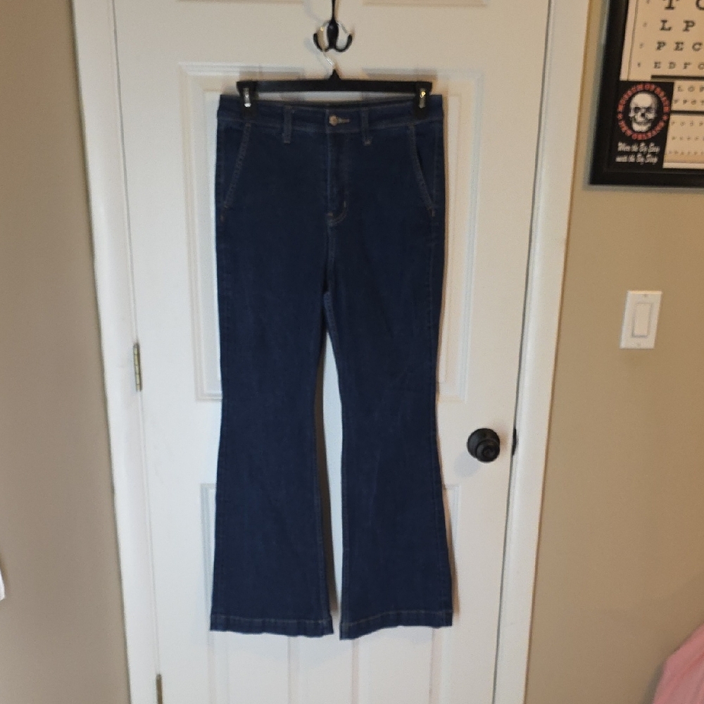 Old Navy Extra High-Rise Flare Trousers in Dark Blue